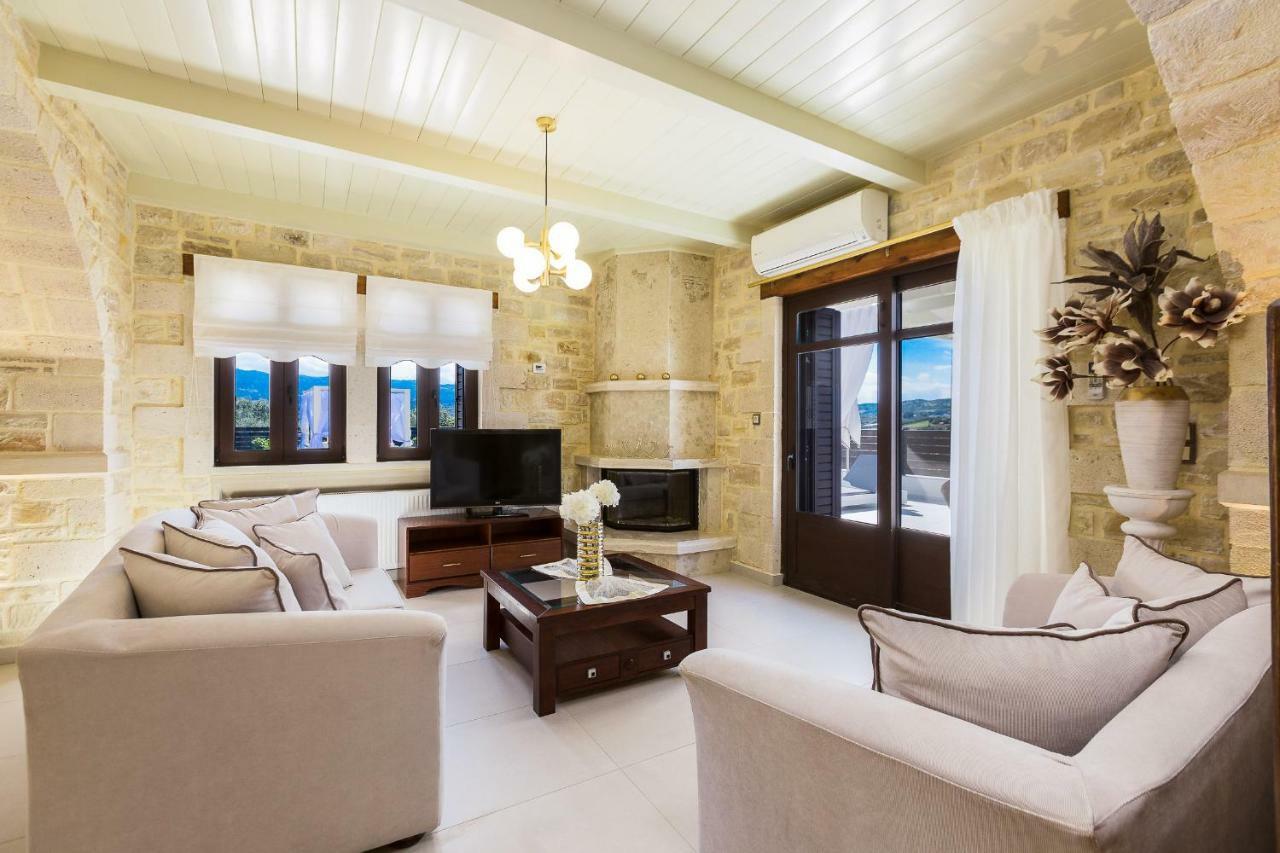 Caramel Villa, With 40M2 Pool & Spa Whirlpool, By Thinkvilla Panormos  Bagian luar foto